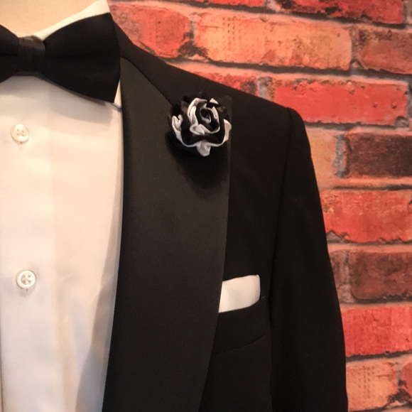 After Six Tuxedo Coat - Picture 10 of 17